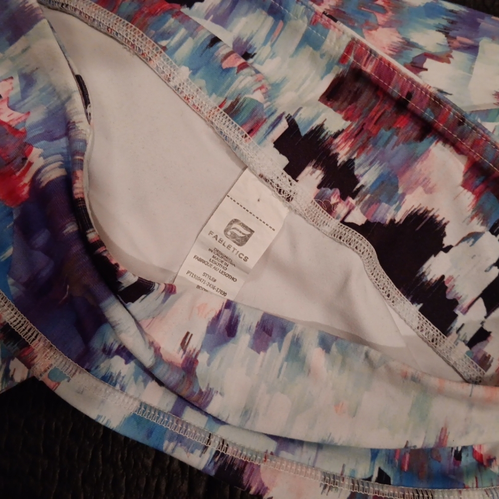 Fabletics work out pants - Picture 4 of 7